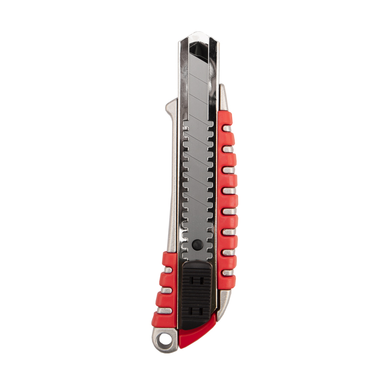 Нож с сегментированным лезвием 18 мм, металлический обрезиненный корпус Rexant