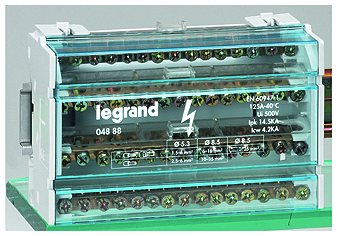 Legrand Кросс-модуль на DIN-рейку или пластину 4Рх125А(по 15отв) 8 М.
