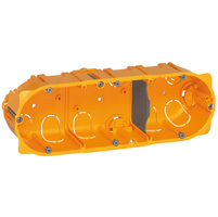 Legrand Batibox Коробка встраиваемая монтажная для сухих перегородок 3п гл.50мм