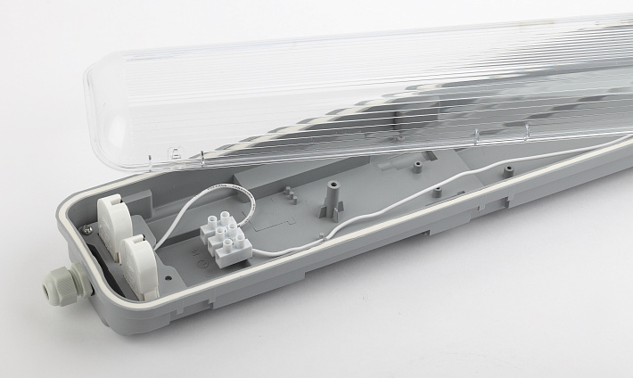 ЭРА SPP-101-0-002-150 Светильник IP65 под 2 светодиодные лампы T8 G13 LED 2x1500мм